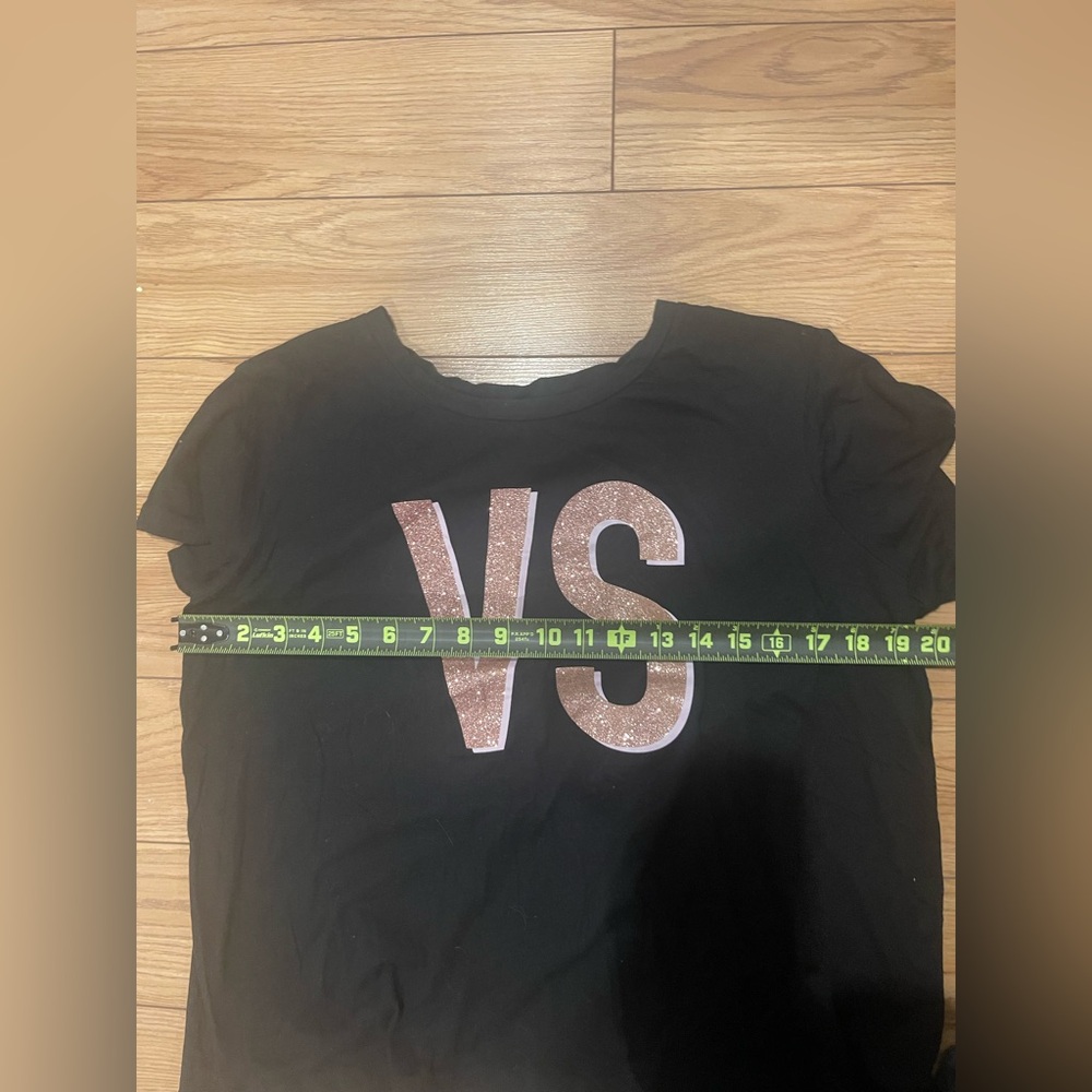 Victoria secret Black T-Shirt with Glittery VS Logo large - Picture 3 of 3